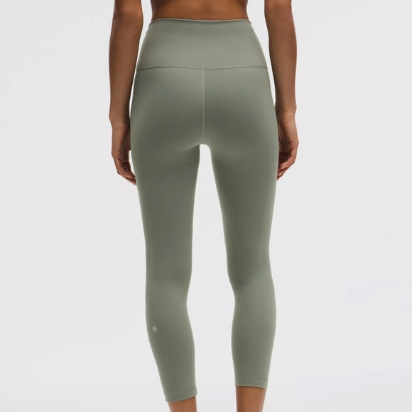 lululemon athletica Pants - Lululemon wunder Train  High Rise 23” size 6